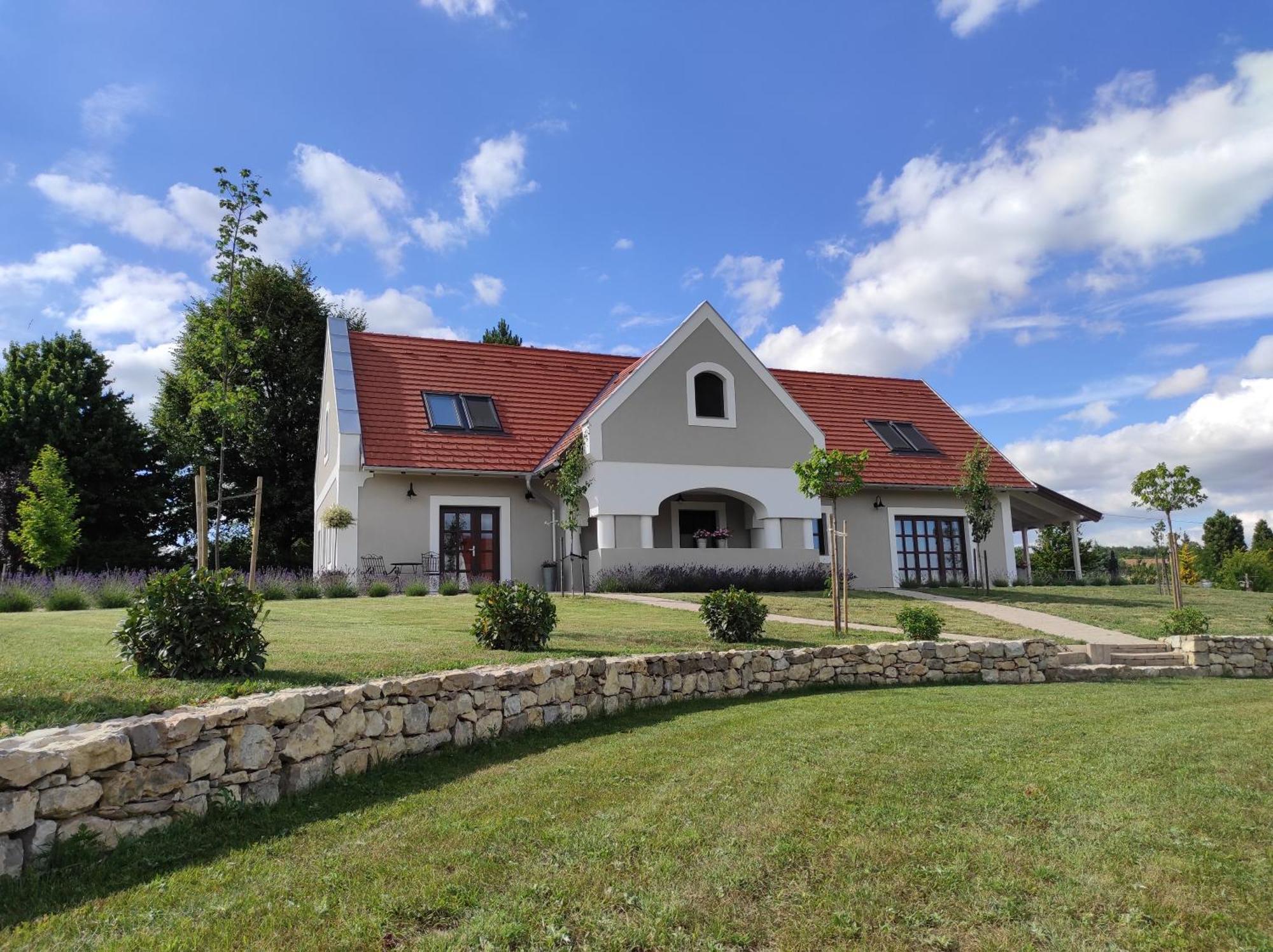 Villa Tilia Vászoly Εξωτερικό φωτογραφία